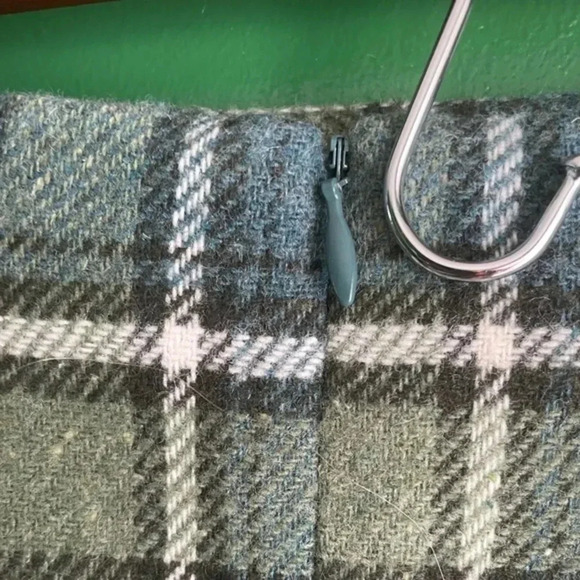 Vintage Plaid Wool Skirt J G Hook Size 8 EUC! Pencil Blue & Green - Picture 4 of 6